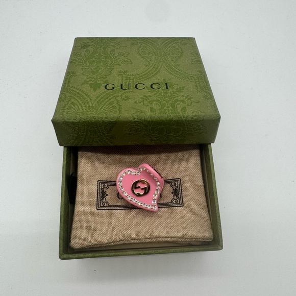 Gucci Accessories - Gucci Pink Heart Hair Clip